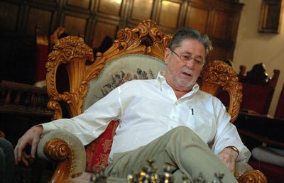 Cornel Dinu are un Rolex de aur de la Ion Iliescu! Cât costă „bijuteria” și mesajul fostului președinte: „Mă mai gândesc din când în când la vorbele lui”