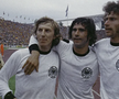 Gerd Müller, alături de Paul Breitner (dreapta) și Jürgen Grabowski (stânga) la naționala Germaniei