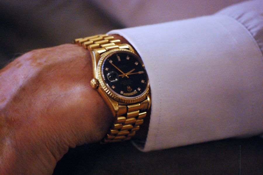 Cornel Dinu are un Rolex de aur de la Ion Iliescu! Cât costă „bijuteria” și mesajul fostului președinte: „Mă mai gândesc din când în când la vorbele lui”