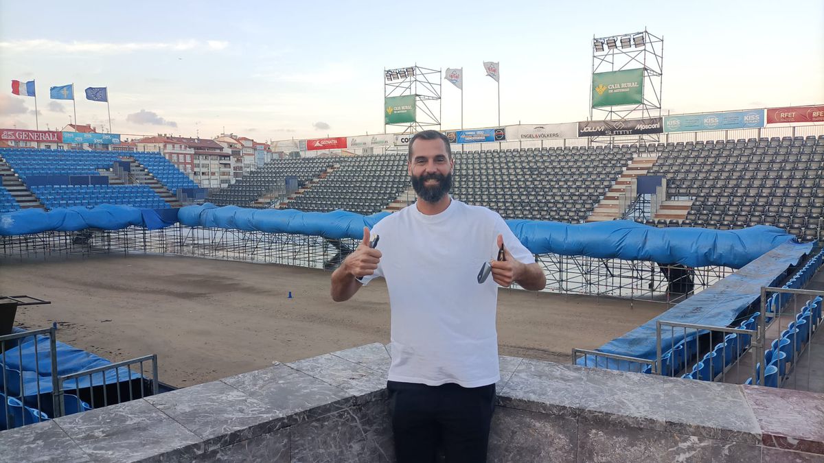 Imagini fenomenale cu turneul de tenis pe plajă din Luanco