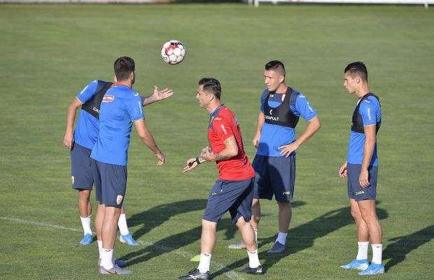 VIDEO Band of brothers II » Mirel Rădoi mai coace o minune: cum pregătește România U21 pentru Euro 2021
