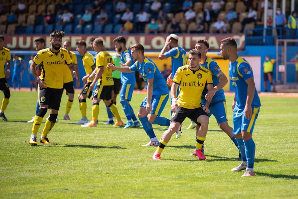 FOTO Atenție, imagini cu puternic impact emoțional! Ștefan Bărboianu, accidentare teribilă în Turris - Metaloglobus 2-2