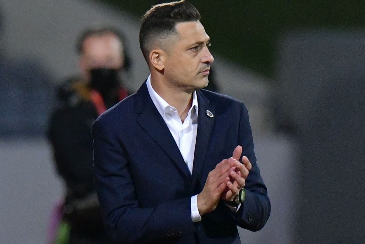 „E momentul să recunoaștem personalitatea lui” » Edi Iordănescu, luat prin surprindere de Mirel Rădoi