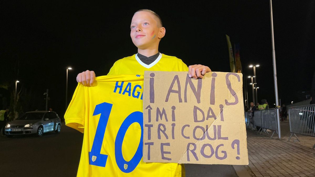 Ianis Hagi a făcut fericit un copil din tribunele Arenei Naționale