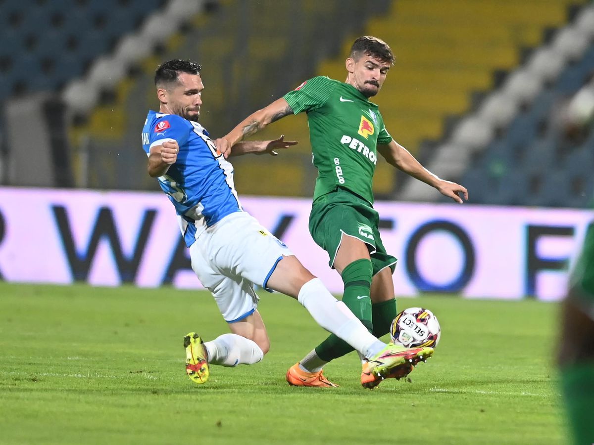 FOTO CS Universitatea Craiova - Farul