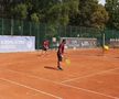 Daniel Niculae și Vasile Maftei joacă tenis la competiția organizată de Dan Șucu