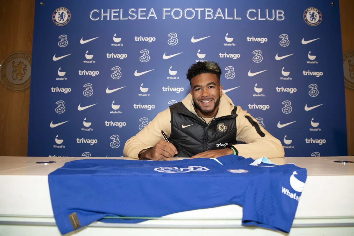 Chelsea a anunțat prelungirea contractului lui Reece James