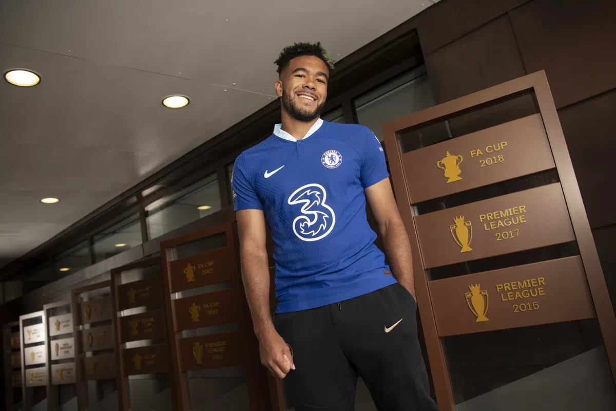 Chelsea a anunțat prelungirea contractului lui Reece James