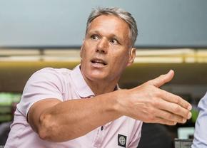 Marco van Basten, atac brutal la Ajax: „Nu mai pot să privesc echipa! În timpul meciului am mutat la film”