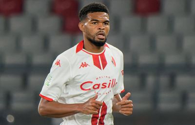 Edjouma, primele probleme după plecarea de la FCSB! Și-a supărat deja antrenorul: „Trebuie să se disciplineze”