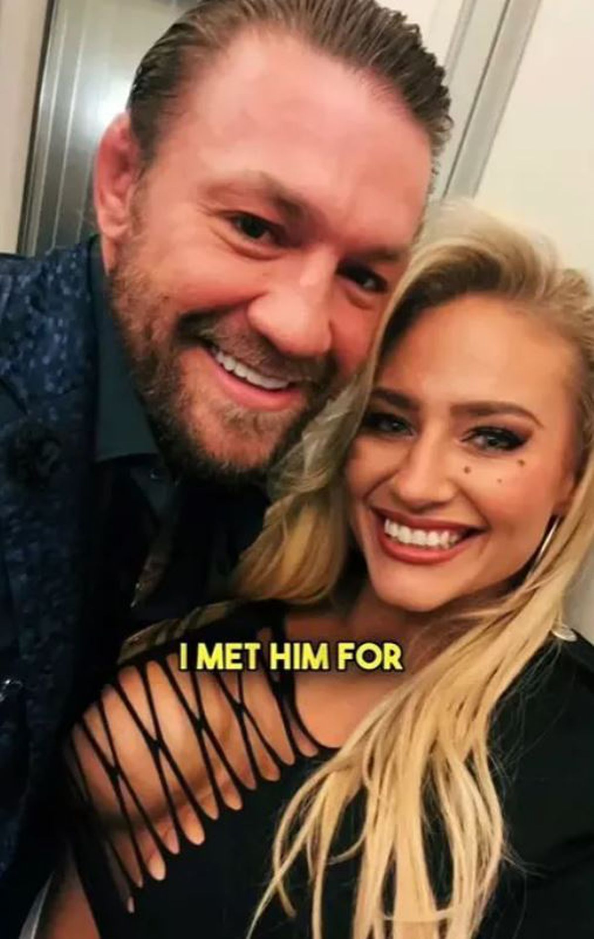 Protejata lui McGregor a pozat provocator la proba cântarului » Ce a urmat în ring a șocat