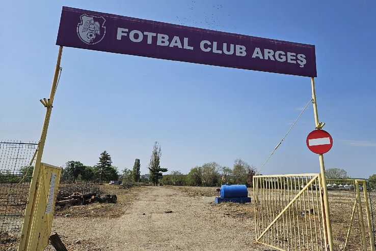 Peisajul e dezolant pe amplasamentul vechiului stadion din Pitești / FOTO: Remus Dinu (GSP)