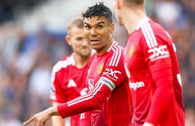 Fanii lui Manchester United, scandalizați după ce au văzut salariul lui Casemiro » Câștigă de 19 ori mai mult decât revelația Kobbie Mainoo