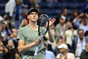 Jannik Sinner l-a învins pe Medvedev și e în premieră în semifinale la US Open