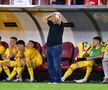 Mircea Lucescu și-a pus mâinile în cap la 3-0 pentru Canada/ foto: Cristi Preda (GSP)