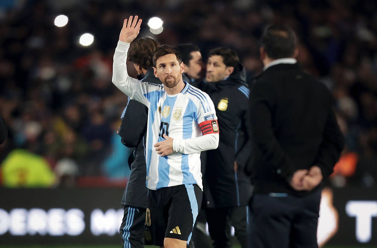 Lionel Messi a izbucnit în lacrimi înainte de Argentina - Venezuela