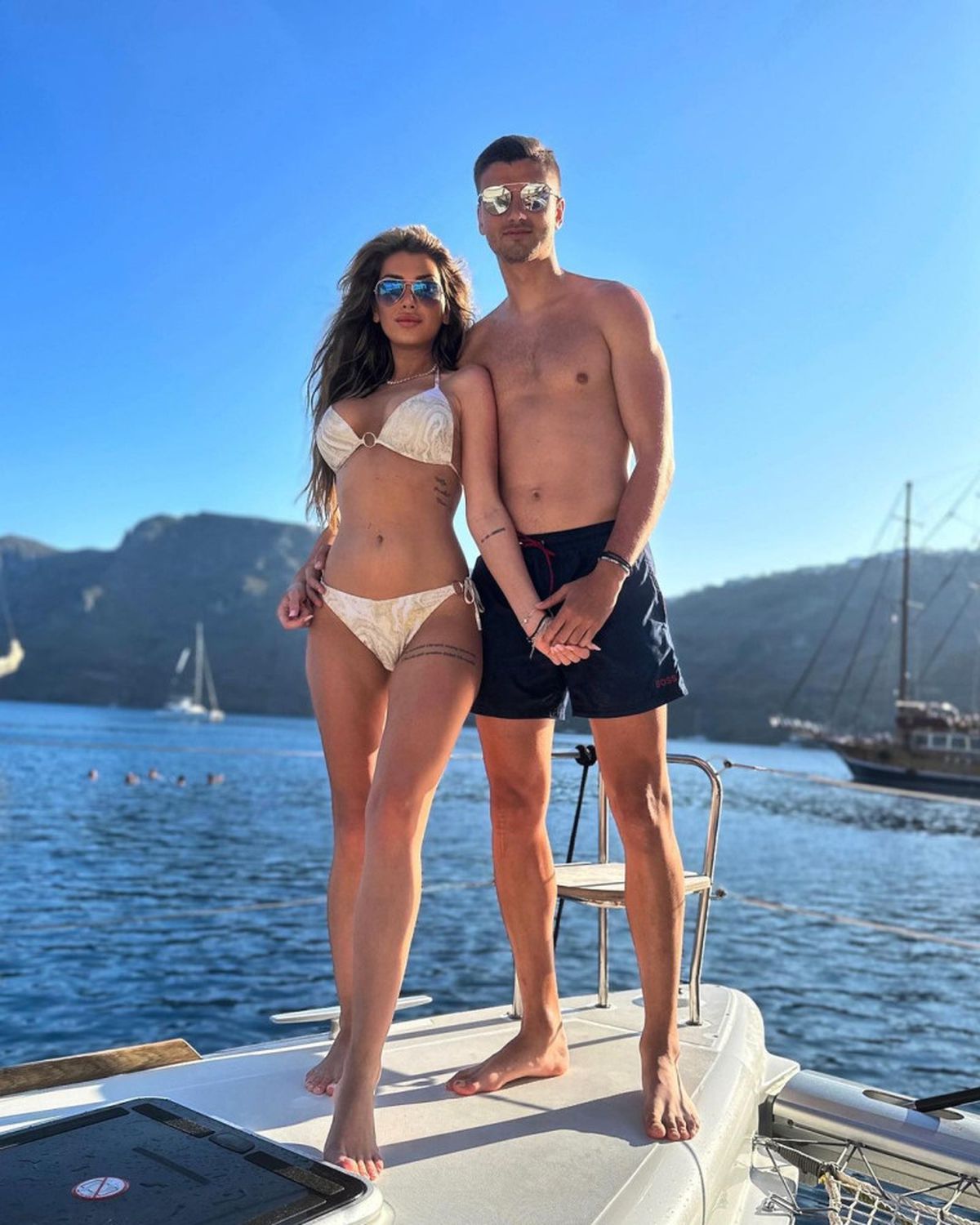 Un titular al lui Hagi e din nou îndrăgostit: a „oficializat” relația pe Instagram