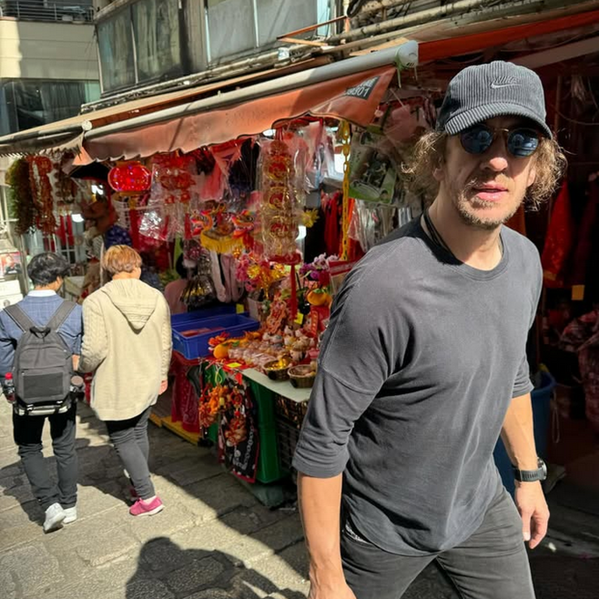 Incredibila transformare a lui Carles Puyol » S-a retras în munți, are o companie bazată pe realitatea virtuală și s-a apucat de acroyoga: „Nu faceți așa ceva acasă!”