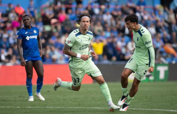 Au luat unul de la altul! Doi fotbaliști de la cluburi diferite au postat mesaje de despărțire IDENTICE, iar ironiile curg în valuri