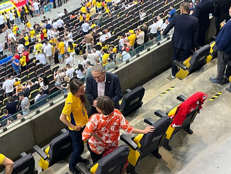 Ambasadorul Canadei, Gavin Buchan, alături de Ministrul de Externe, Oana Țoiu