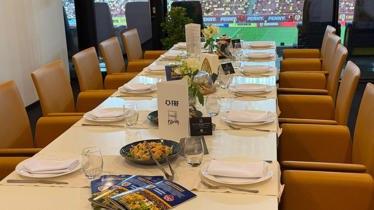 Loja lui Burleanu, la România - Canada