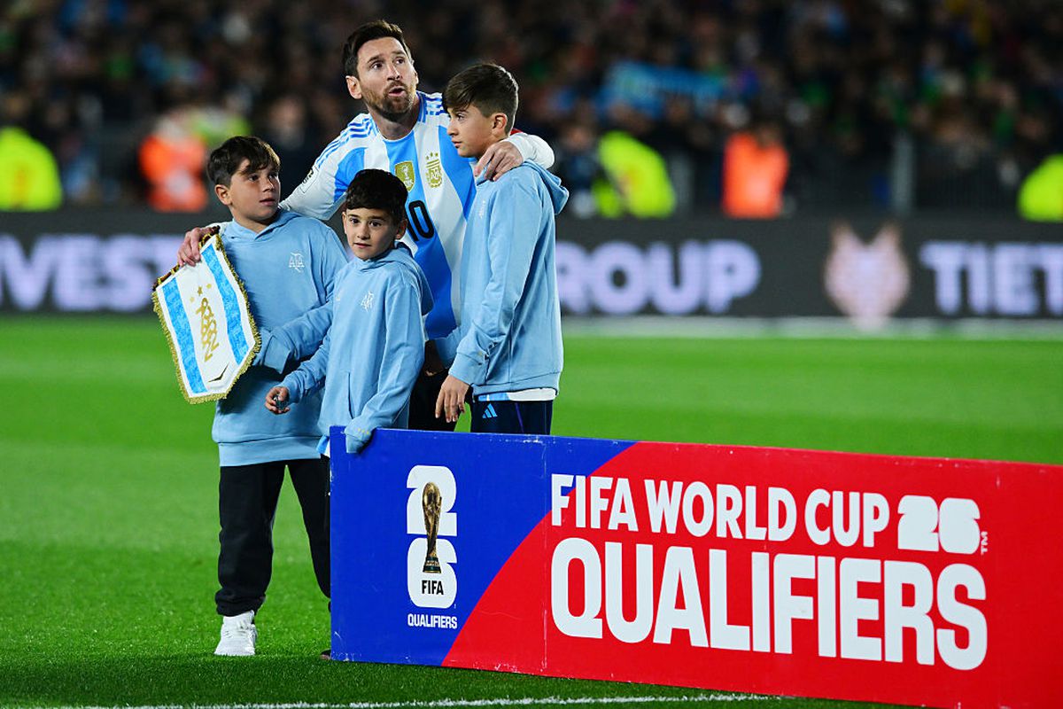 Lionel Messi a izbucnit în lacrimi înainte de Argentina - Venezuela