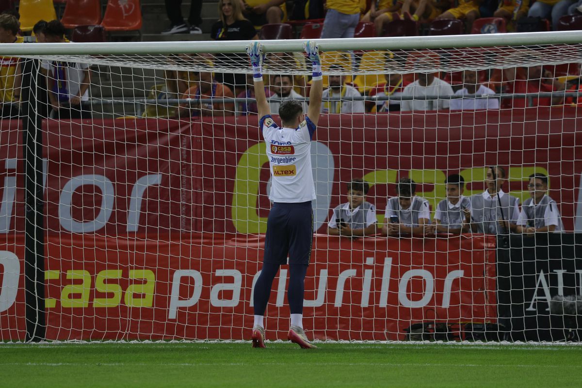 Decizia lui Mircea Lucescu l-a înfuriat pe Mihai Stoica: „Păi bagă-l să joace! Nu-l ține pe bancă!”