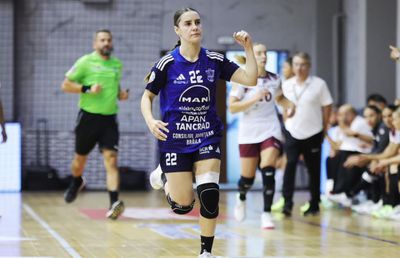 „Tricolora” Beatrice Raicea, prestația începutului de sezon în „Liga Florilor” » 12 goluri contra Rapidului!