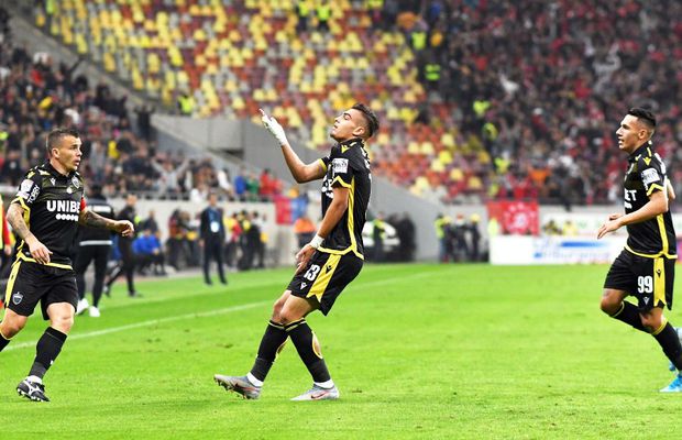 FCSB - DINAMO // VIDEO + FOTO Denis Ciobotariu, gol la PRIMA apariție în Derby de România » Noul preferat al lui Gigi Becali, vinovat la reușita „câinilor”