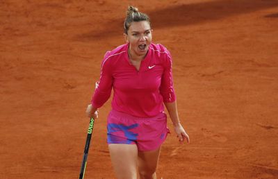 Domnii antrenori ai Simonei au vreo explicație? EDITORIAL Cristi Geambașu: „Sportivul e șeful, tu asiguri buna dispoziție și apa minerală. Ce frumoasă-i viața!”