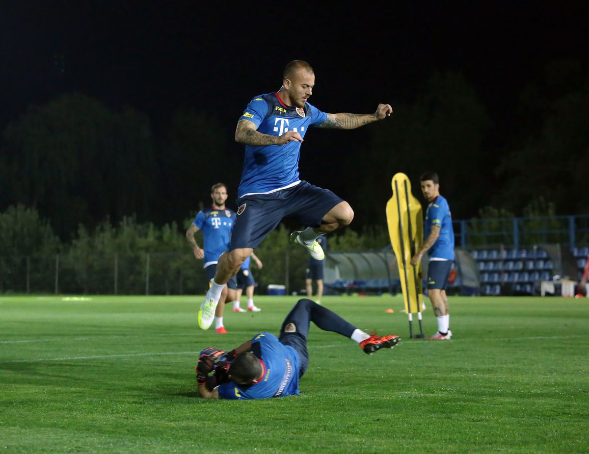 FOTO România, naționala // Antrenamentul naționalei României, pregătire pentru Islanda 05.10.2020