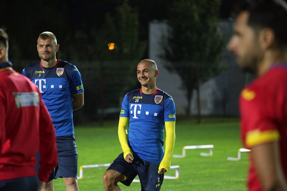 ISLANDA - ROMÂNIA. Răzvan Lucescu comentează decizia lui Mirel Rădoi înainte de baraj: „Suntem singurii care fac asta?”