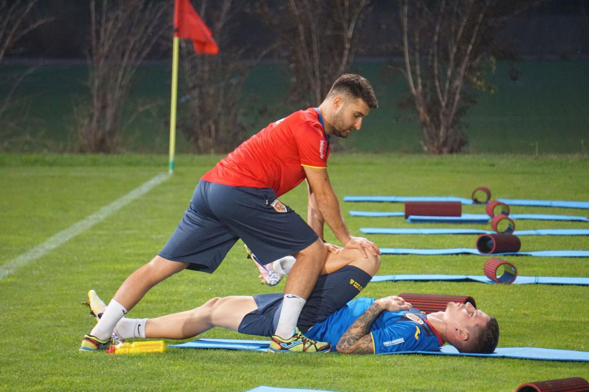 FOTO România U21 s-a antrenat sub comanda lui Adi Mutu