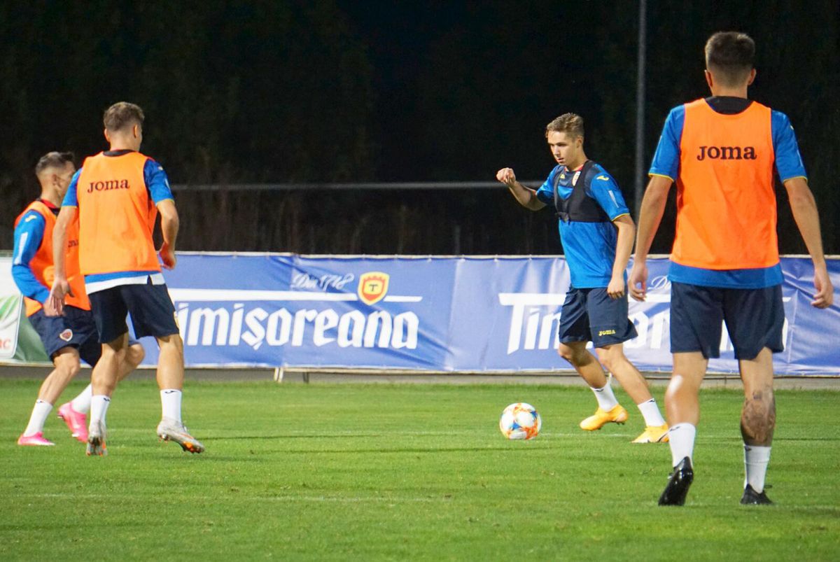 ROMÂNIA U21. Cum şi-a motivat Adrian Mutu elevii. Discurs de impact: „Nu antrenez jucători de fotbal, antrenez campioni”