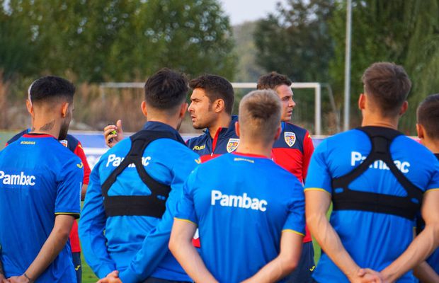 FOTO România U21 s-a antrenat sub comanda lui Adi Mutu » Un singur fotbalist nu a participat la ședința de pregătire