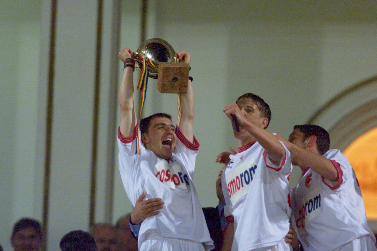 Locul lui Cătălin Hîldan, neatins de 21 de ani » Imagine emoționantă din vestiarul lui Dinamo