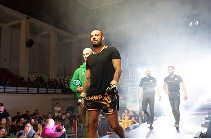 Alex Panțuru Flagrant după gala MMA din Constanța » Doi luptători reținuți sub acuzația de trafic de droguri!