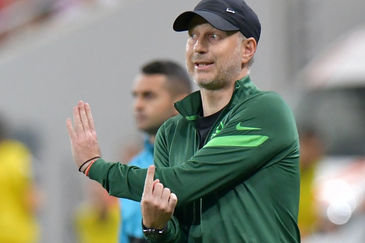 Ce fotbal știe să producă Edi Iordănescu? Constatare șocantă: e sub toți antrenorii cu nume din Liga 1 la un capitol vital