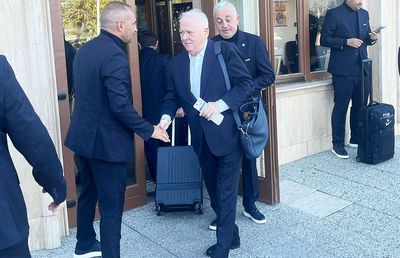 Cu Hrebe în frunte, dar fără 12 jucători » FCSB a zburat astăzi în Danemarca