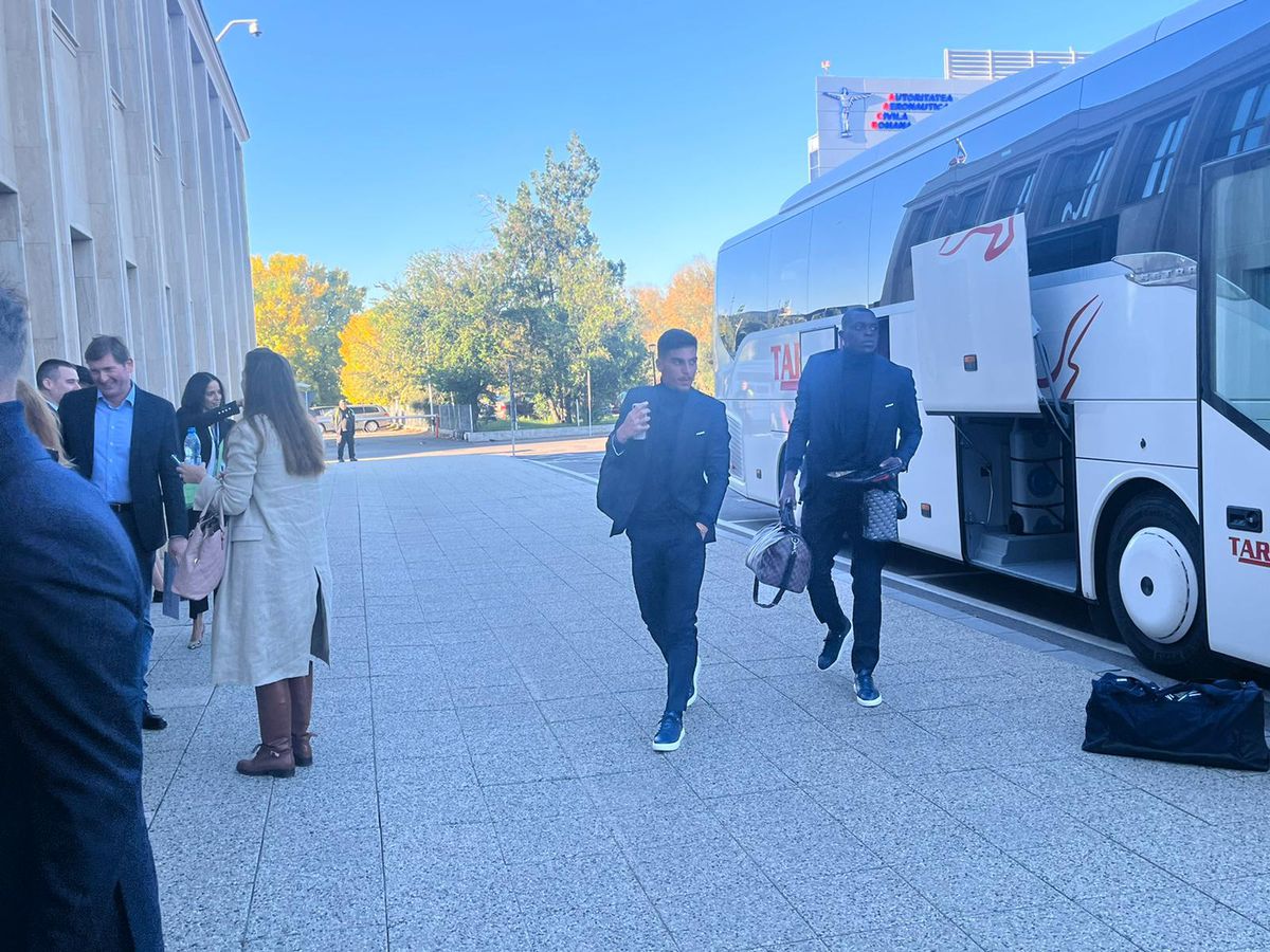 Cu Hrebe în frunte, dar fără 12 jucători » FCSB a zburat astăzi în Danemarca