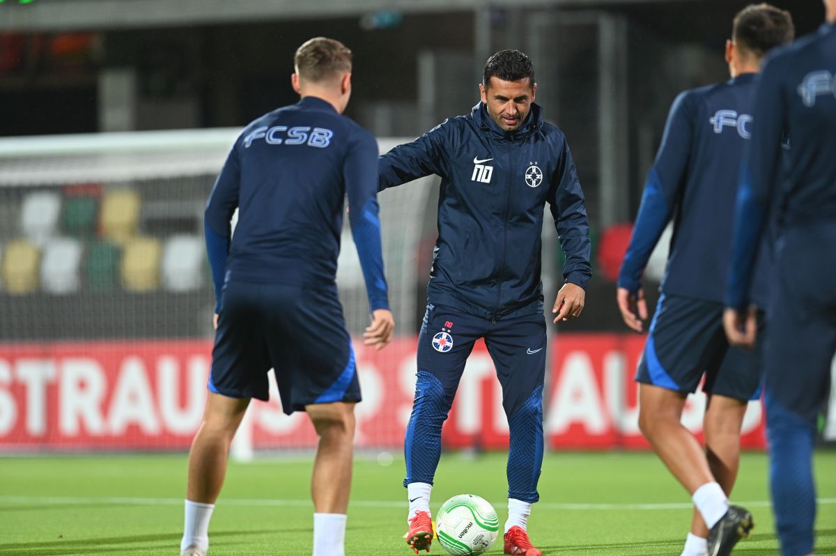 Reacția lui MM Stoica, după ce a văzut gazonul de la Silkeborg: „Mda, asta e carpetă de la Jysk!”