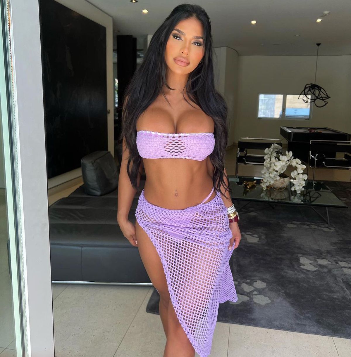 Floyd Mayweather a spart „pușculița” de ziua fostei iubite: Gallienne Nabila