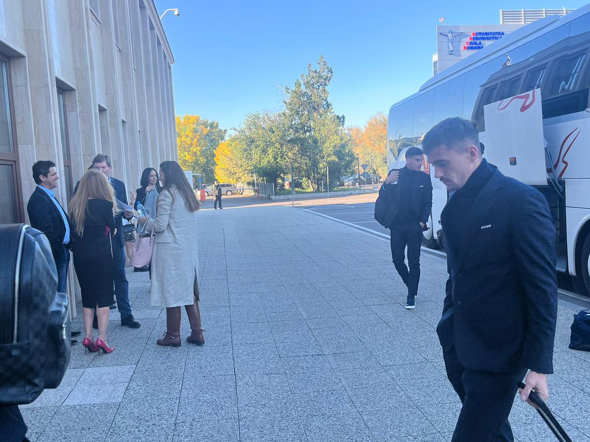 Cu Hrebe în frunte, dar fără 12 jucători » FCSB a zburat astăzi în Danemarca