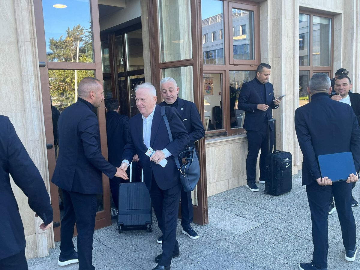 Cu Hrebe în frunte, dar fără 12 jucători » FCSB a zburat astăzi în Danemarca