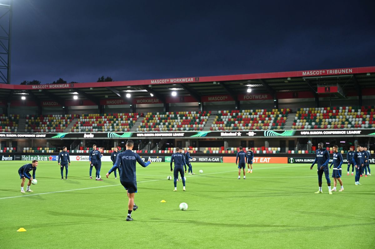 FCSB, antrenament înainte de Silkeborg