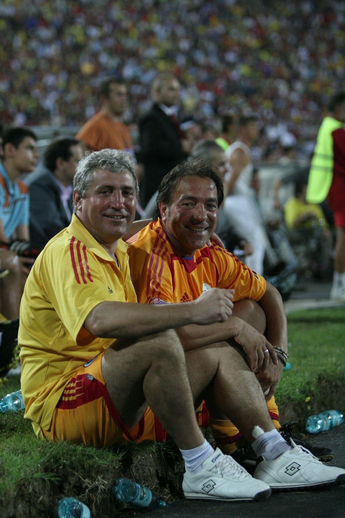 „Talent, Fenomen și Legendă” » Marele Marcel Răducanu și-a lansat cartea