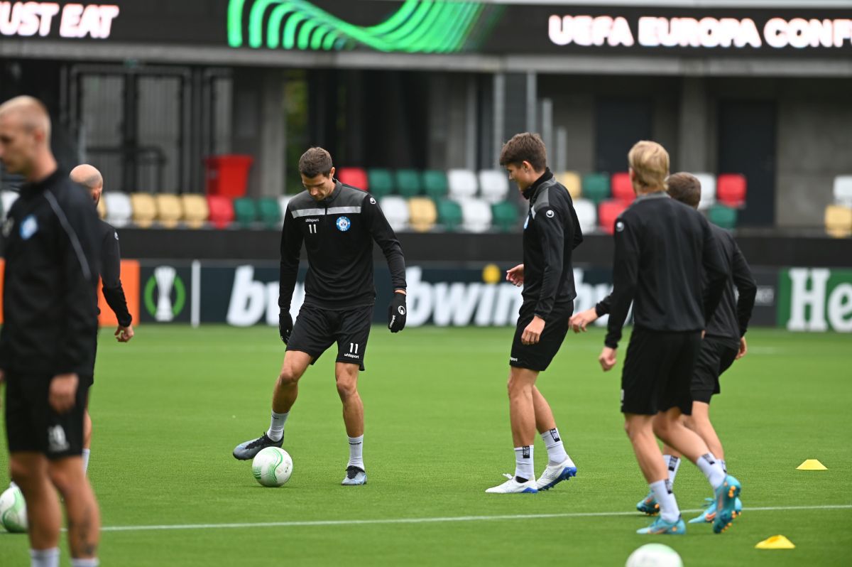 Reporterii GSP au urmărit antrenamentul lui Silkeborg: paradox danez