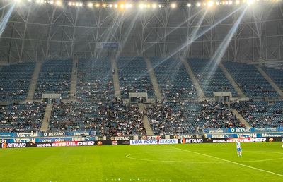 Mai mulți spectatori la „tineretul” Universității Craiova decât media multor cluburi din Superliga!