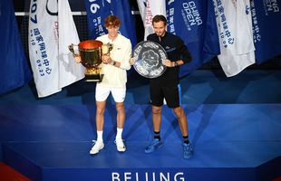 Jannik Sinner l-a învins pe Daniil Medvedev şi a câştigat turneul de la Beijing
