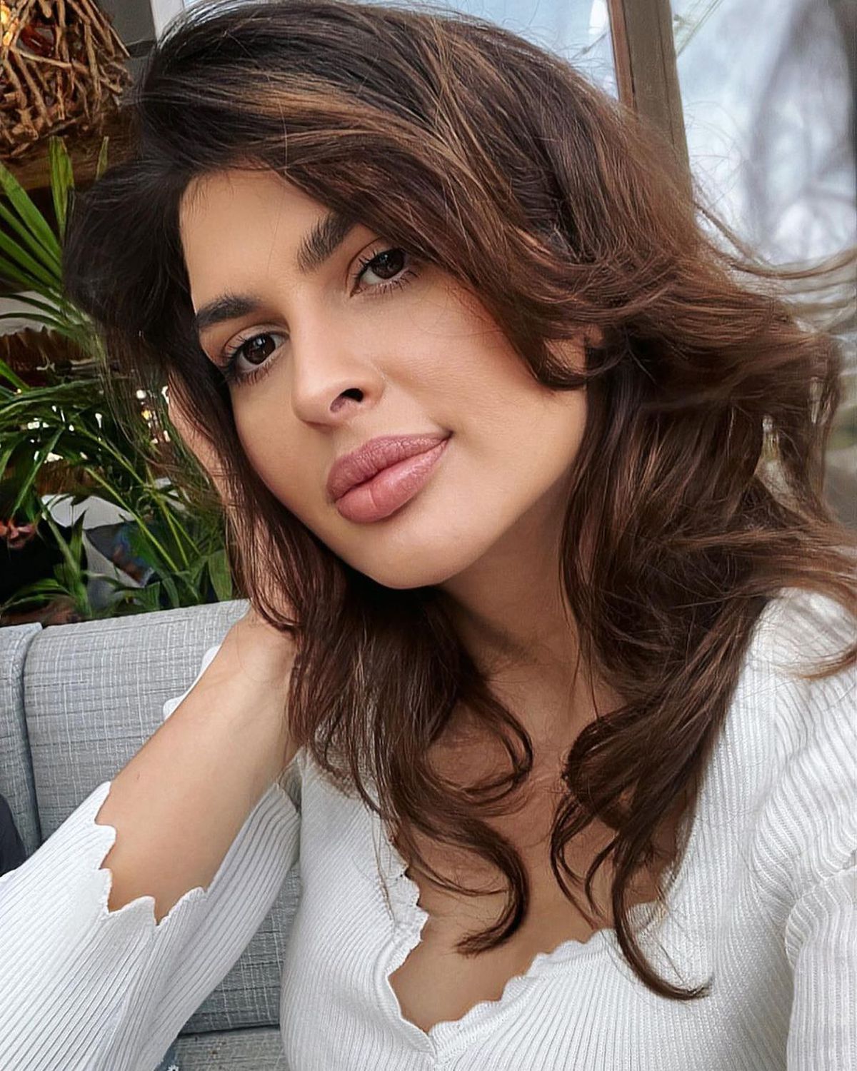 Femeia care l-a adus la disperare pe Gigi Becali, încătușată în București: „Se manifesta într-un mod agresiv”